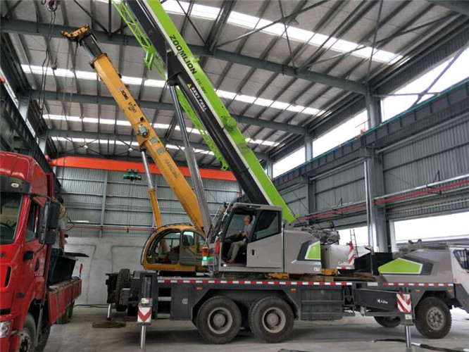 昌吉市高空车出租需要注意哪些安全事项？